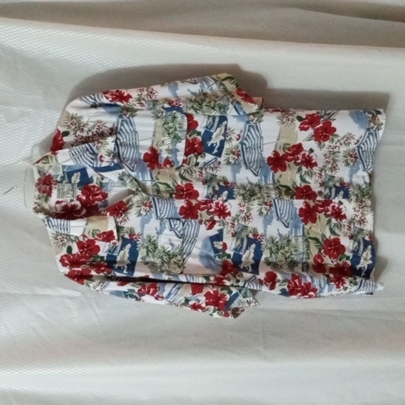 RoundTree & Yorke Men's Short Sleeve Shirt size  XLT Cream Red Blue Tropical Pr - Picture 1 of 8